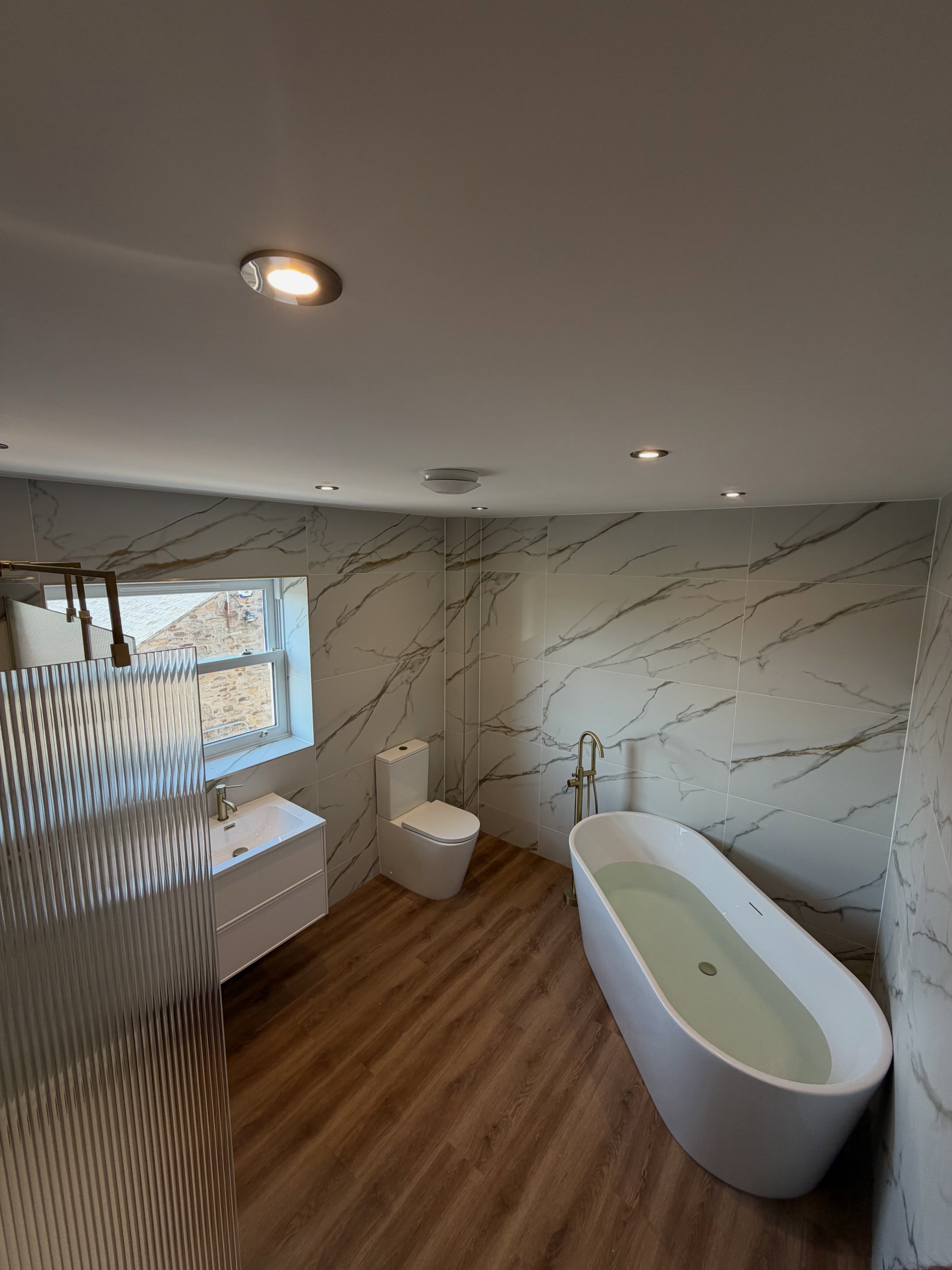 Bathroom sealant work detail