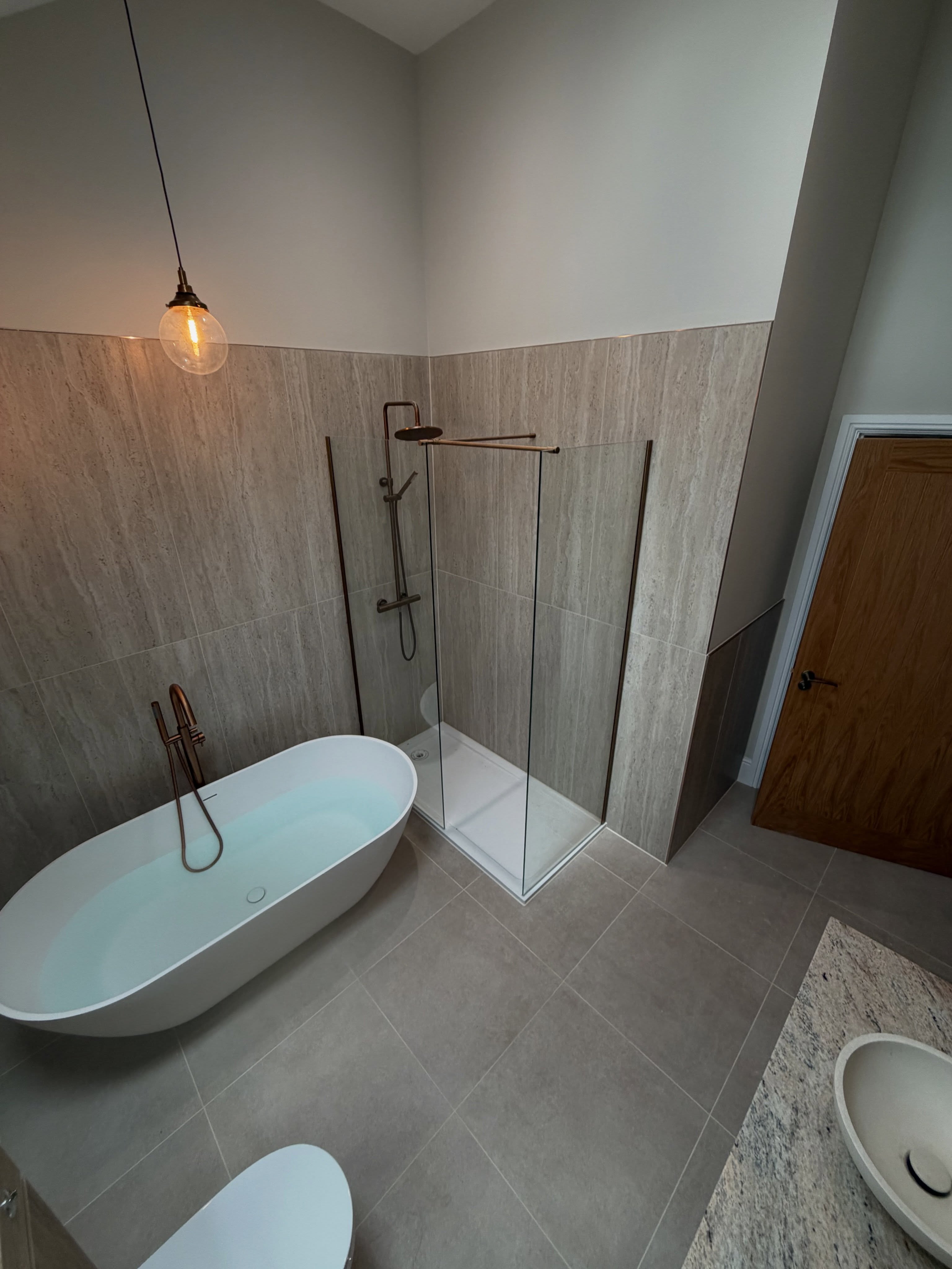 Bath sealing — finished result