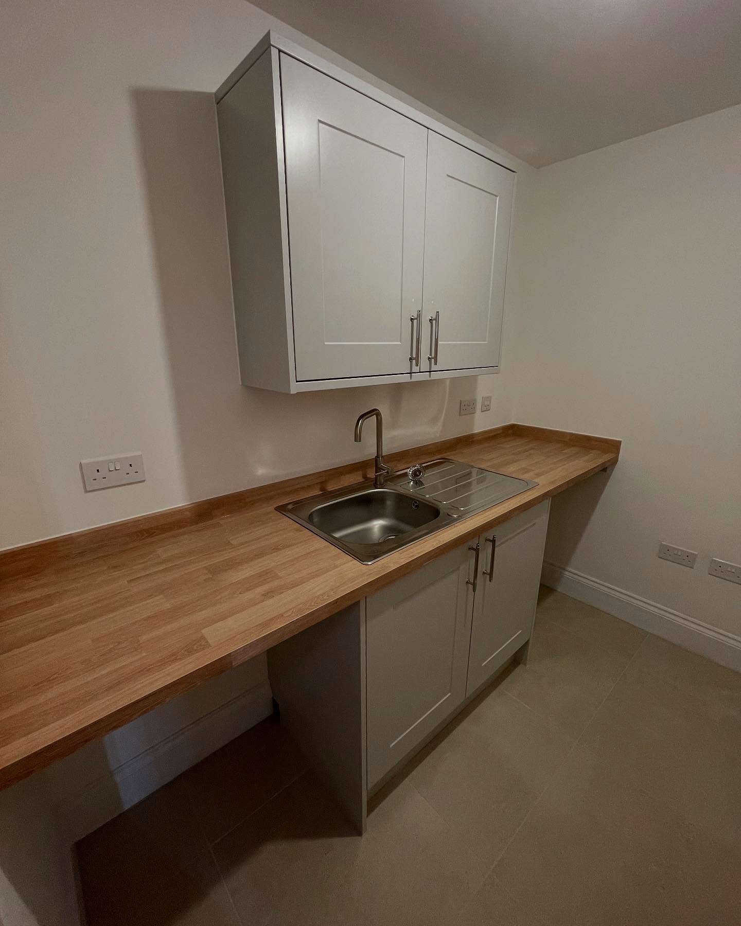 Kitchen splashback sealant